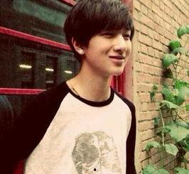 圈内人爆料李宏毅,圈内人爆料背后真相  第1张